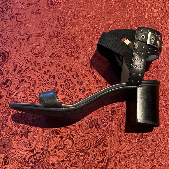 Adrienne Vittadini leather heeled sandal size 10 - Picture 5 of 7